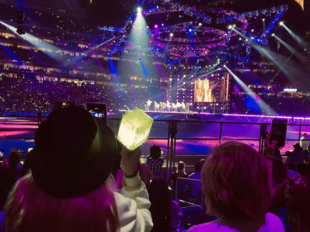 NCT 127 created quite the light show at RodeoHouston. (Photo by F. Carter Smith)