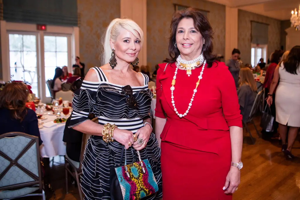 Christina Sabadini, Regina Garcia (Photo by Michelle Watson, CatchlightGroup.com)