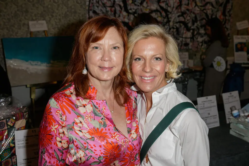 Jill Carter, Amanda Lang

