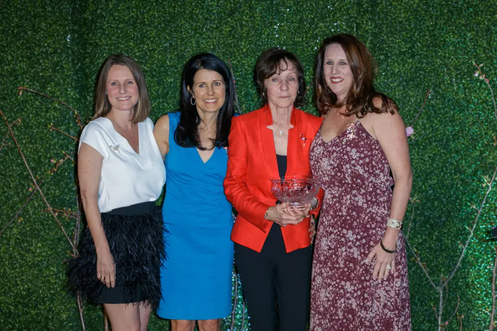 Heart and Soul Award recipient Donna Lane with her daughters