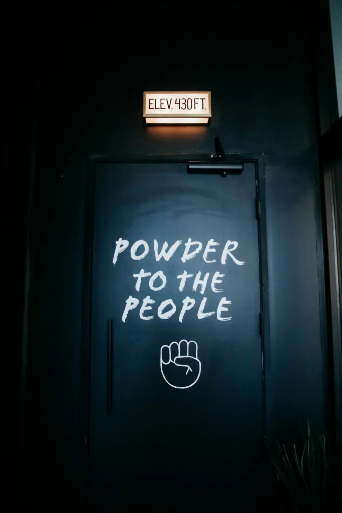 Every inch of PowderHeart commits to a theme. 