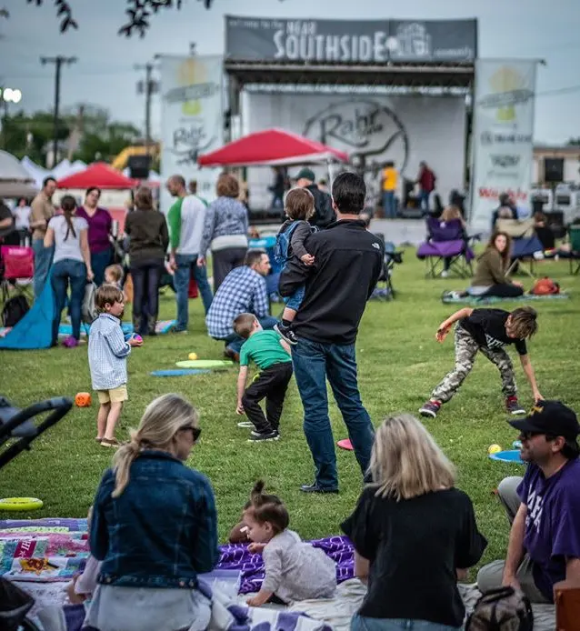 ArtsGoggle has become one of Fort Worth's most anticipated annual events. (Photo by Near Southside, Inc.).