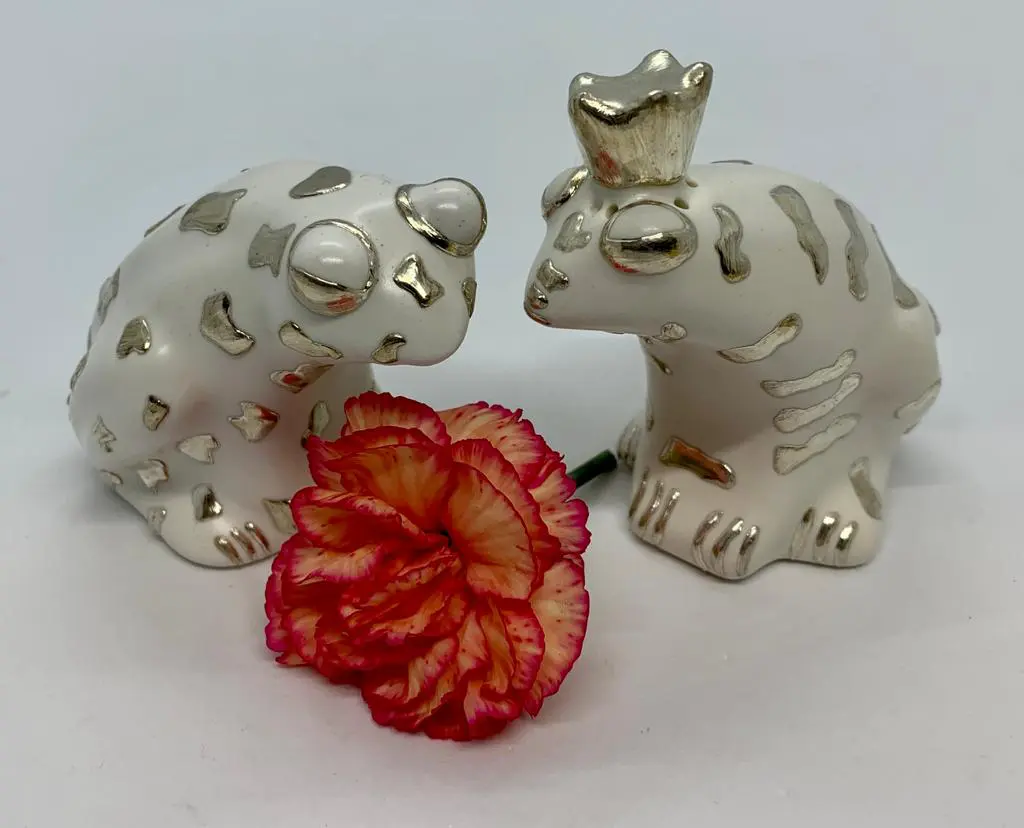 Frog with crown salt and pepper set, $360. Designed by Emilia Castillo