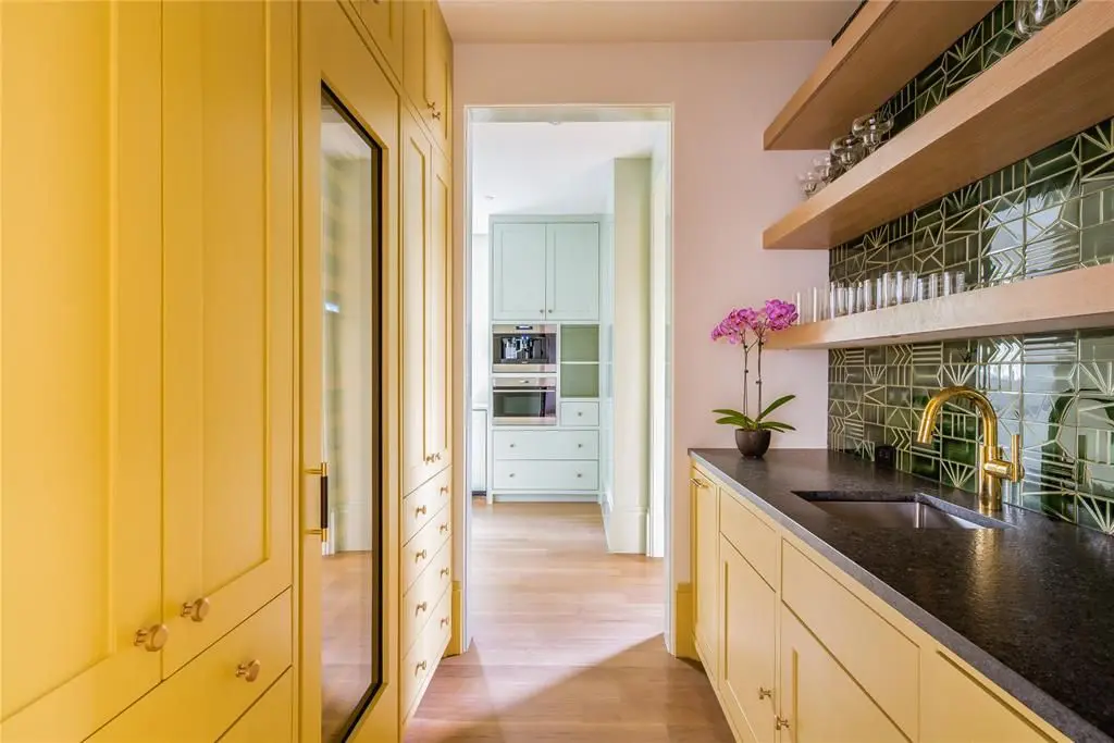A splash of color in a Dallas new build.  (Photo by Compass Real Estate)