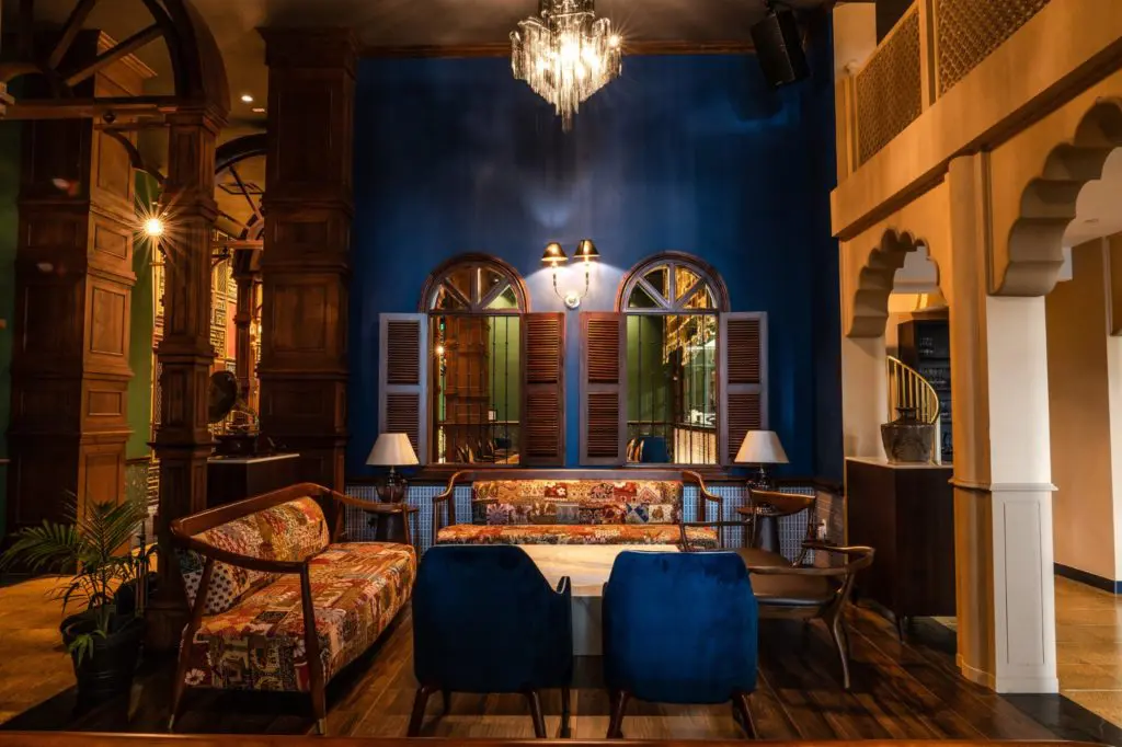 The Diwan Lounge is reminiscent of the interior courtyards that were central to the homes of wealthy Indians. (Photo by Michael Anthony)