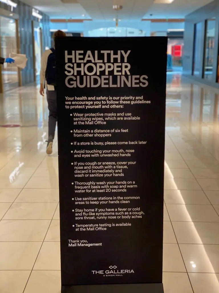 The Galleria advises shoppers on best practices for keeping safe and healthy while shopping. (Photo by Shelby Hodge)