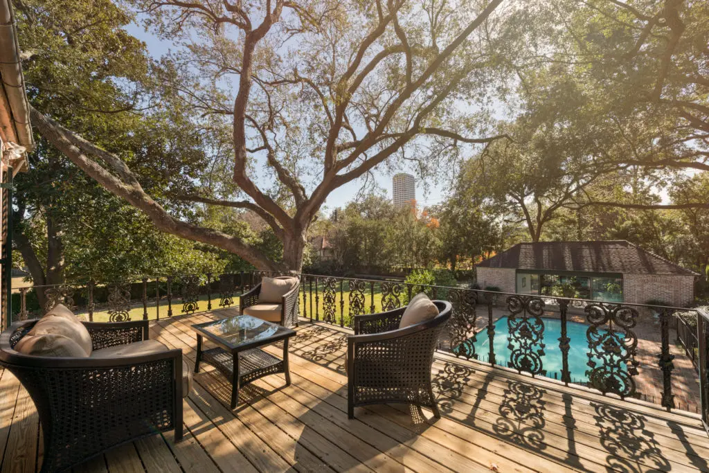 The second-floor terrace overlooks the verdant garden. (Photo by Vlady Ambia)