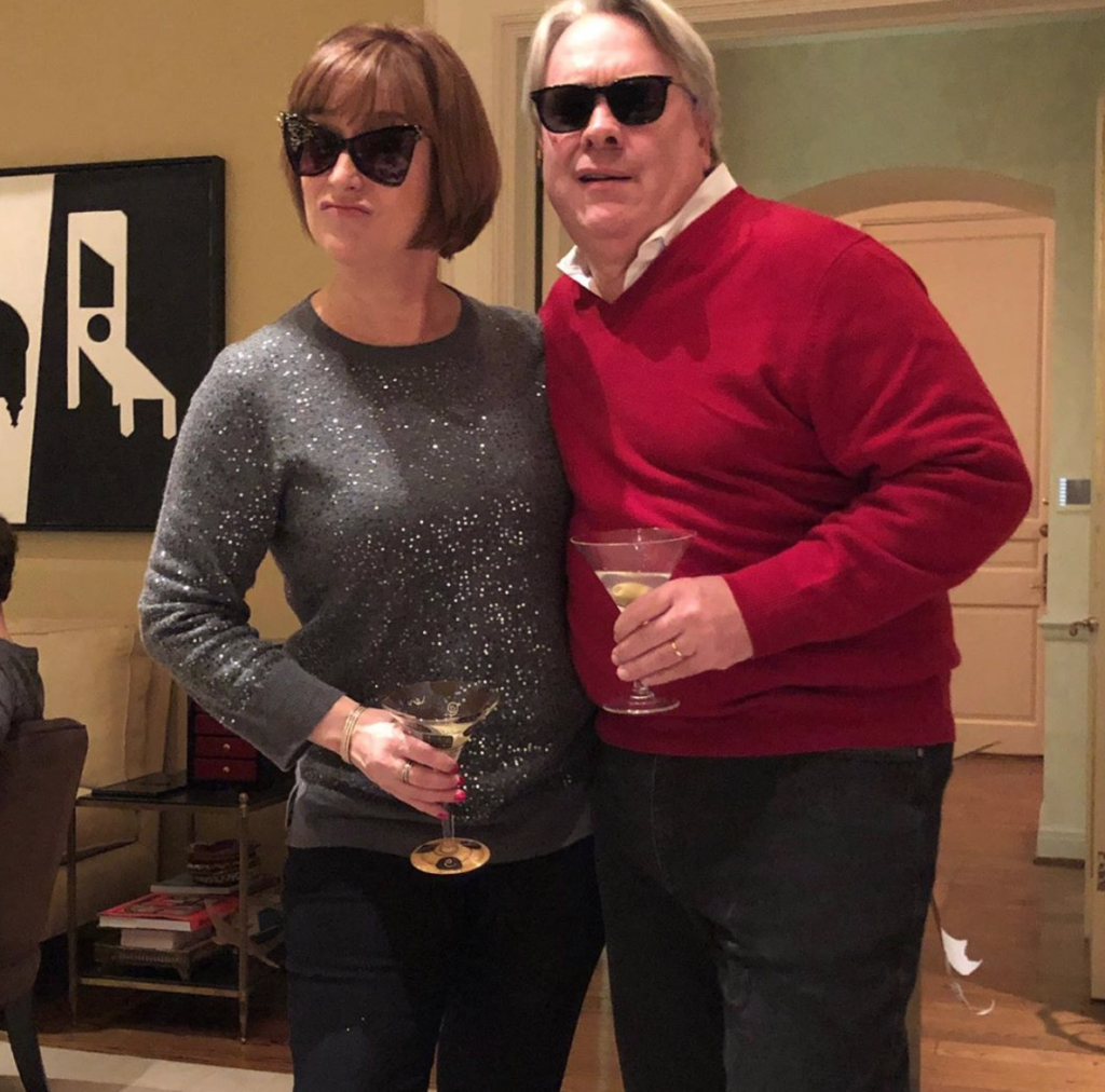 Leigh & Reggie Smith sharing martinis and having fun on Valentine's Day. ( Instagram Photo)
