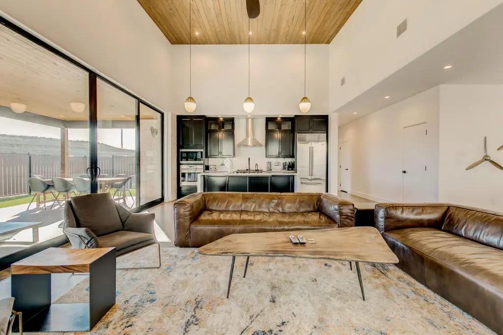 Walls of windows bring the outdoors inside.