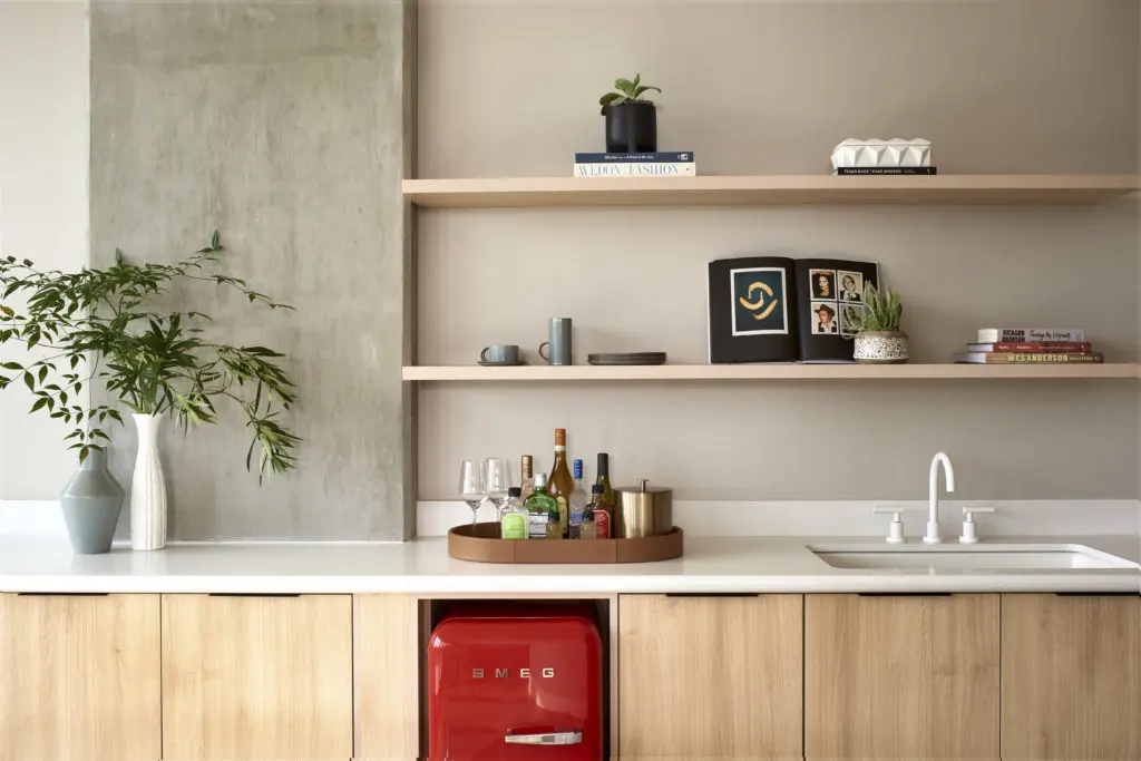 Grand Chambers kitchens are crisp, bright, and functional. Swoon achieves a laid-back elegance with humble materials such as raw concrete, as well as more refined elements including stone countertops, white oak millwork, and glossy white plumbing fixtures.