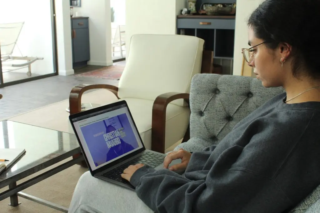 Andrea Anaya prepares for office hours session with Christian Navaro