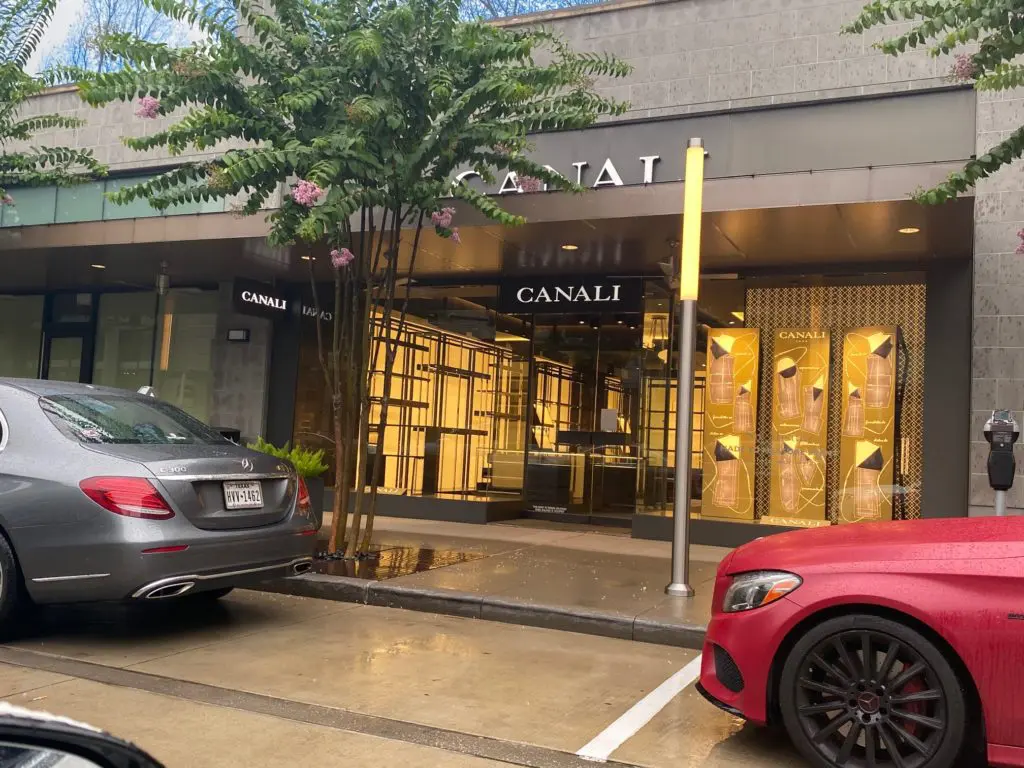 Merchandise in Canali removed from windows and interiors. (Photo by Shelby Hodge)