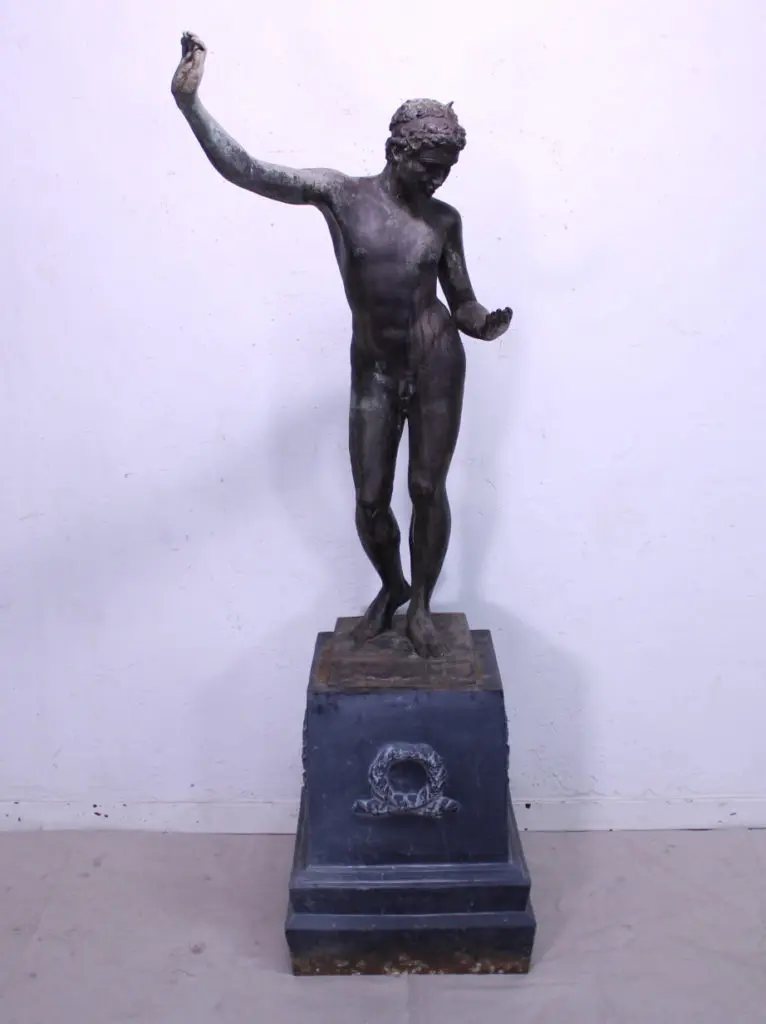 Items from Gallery Auctions' Great Estates auction on June 22 come for three colorful estates.