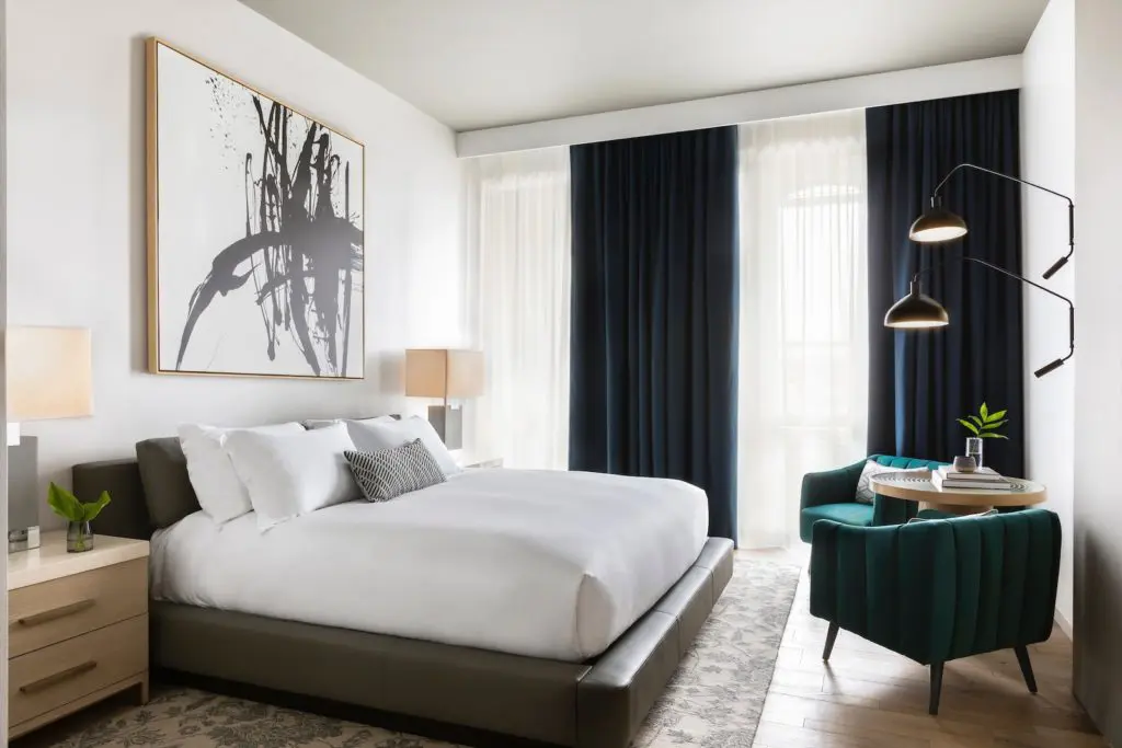 A minimalist design keeps the focus on the sea of restaurants and entertainment just beyond The Pittman's hotel doors.  (Photo by Laurie Joliet)
