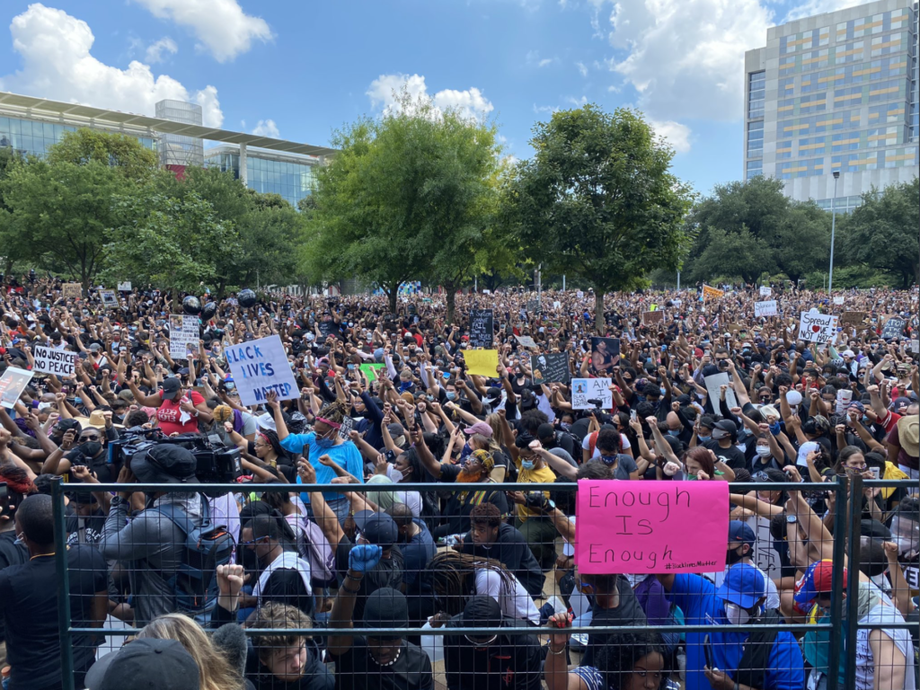 The George Floyd march drew thousands and thousands downtown. Mayor Turner estimated that crowd at 60,000.(@AntonioArellano)