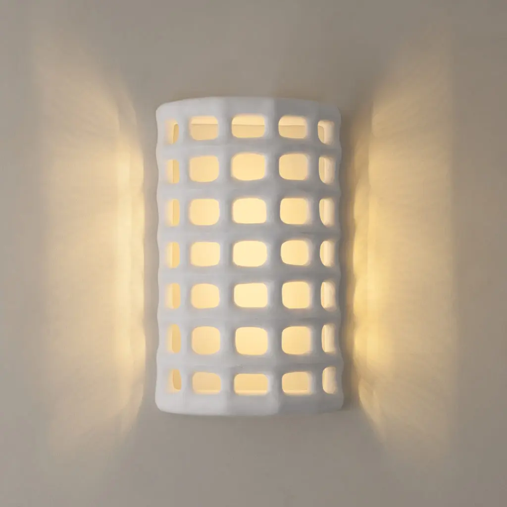 Webbed plaster sconce 