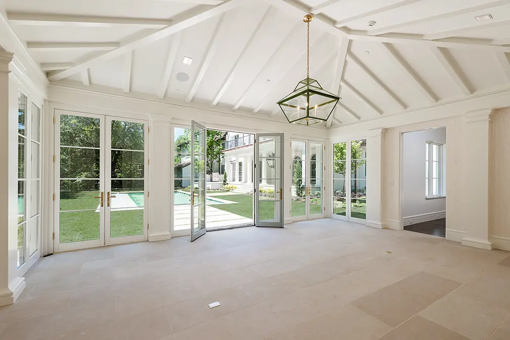 An open sunroom brings the outdoor in. (Photo by Stephen Reed)