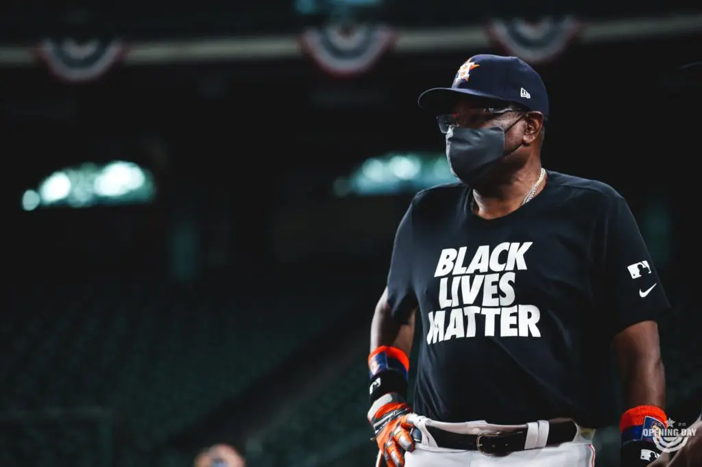 Dusty Baker and the Astros players wore Black Lives Matter T-shirts before the 2020 season opener. (@astros)