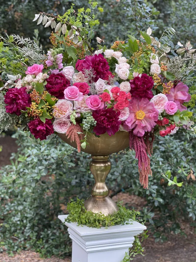 Flowers for an outdoor wedding at The Houstonian are created by Sage 'n' Bloom at The Houstonian. (Courtesy photo)