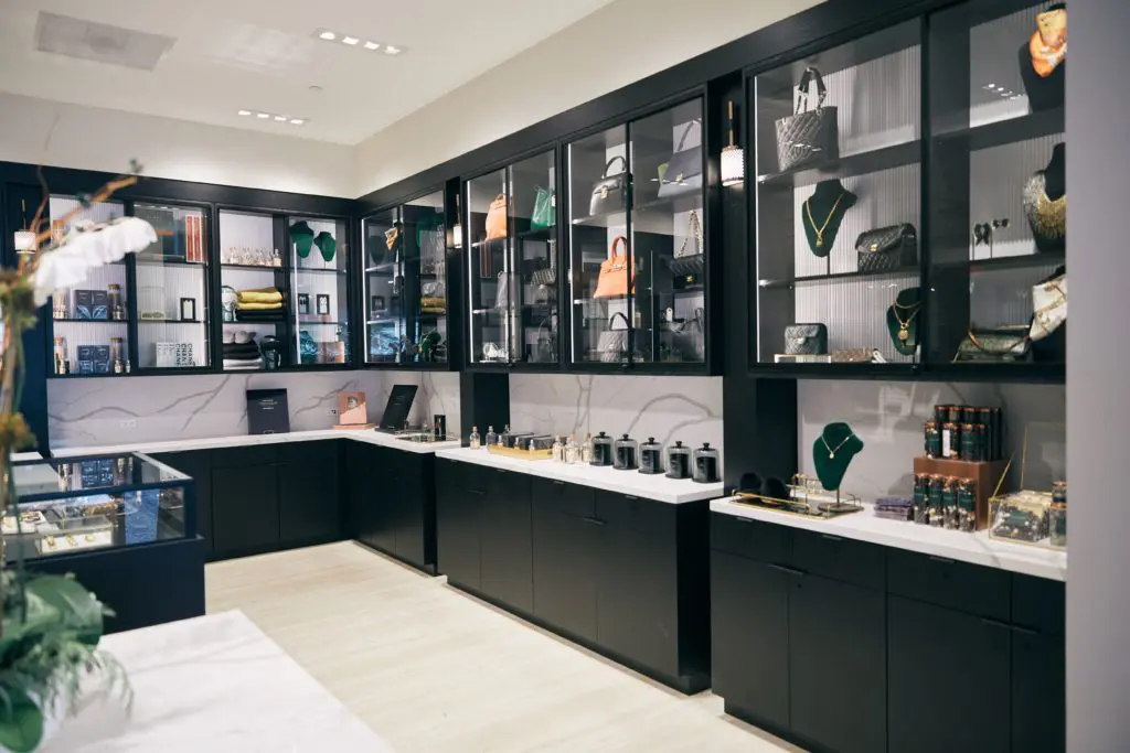 The Omni even offers retail therapy.