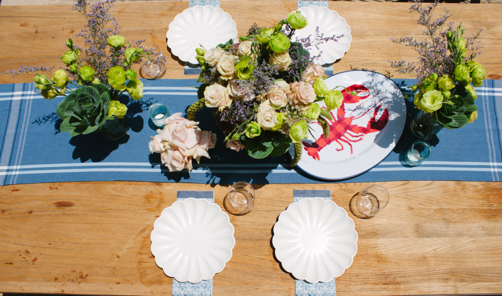 The boxes come complete with all essentials needed for a dinner party at home. 