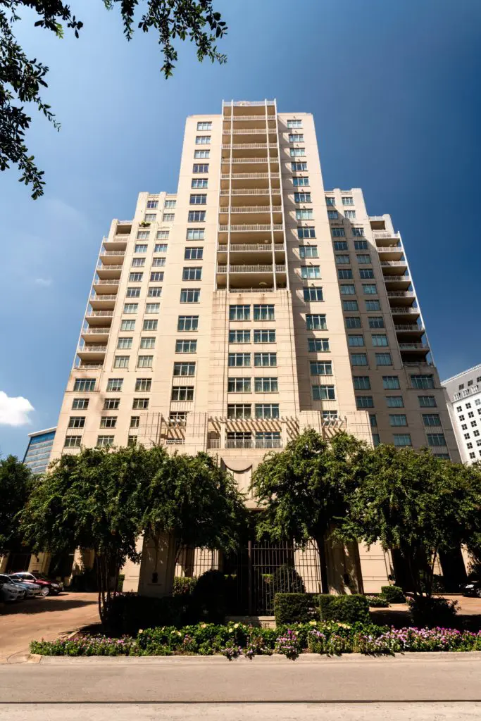 The Ritz-Carlton Offers a Safe Dallas Escape