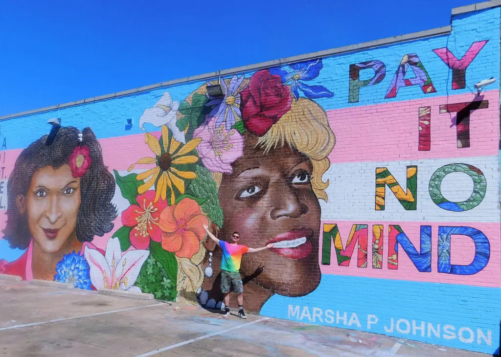"Pay It No Mind" (Courtesy of Brian Kenny)