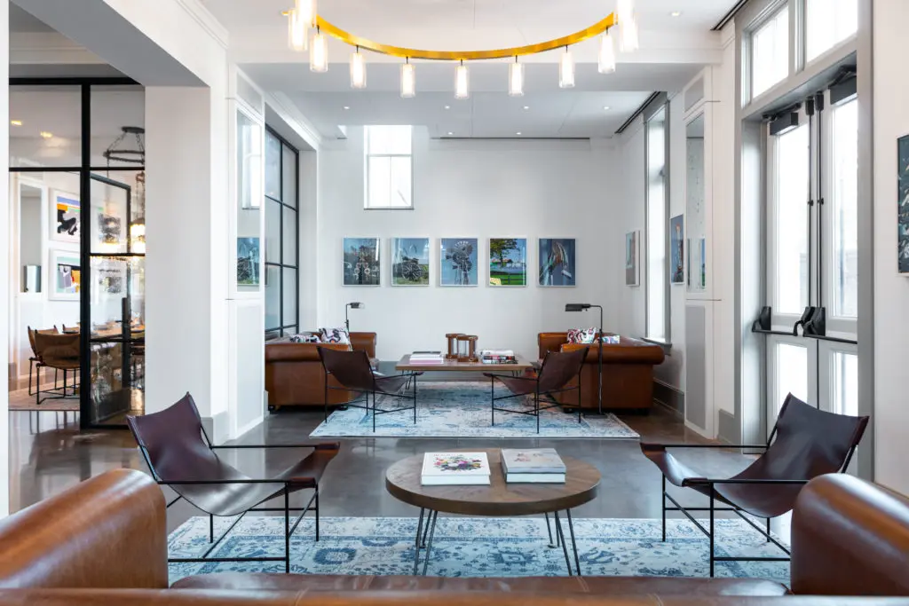 Lounge area inside of Elm & Good. (Photo by Cris Molina)