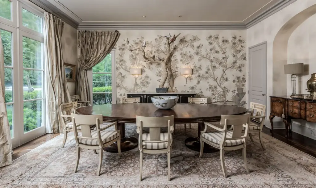 Formal dining with Gracie wallpaper. 