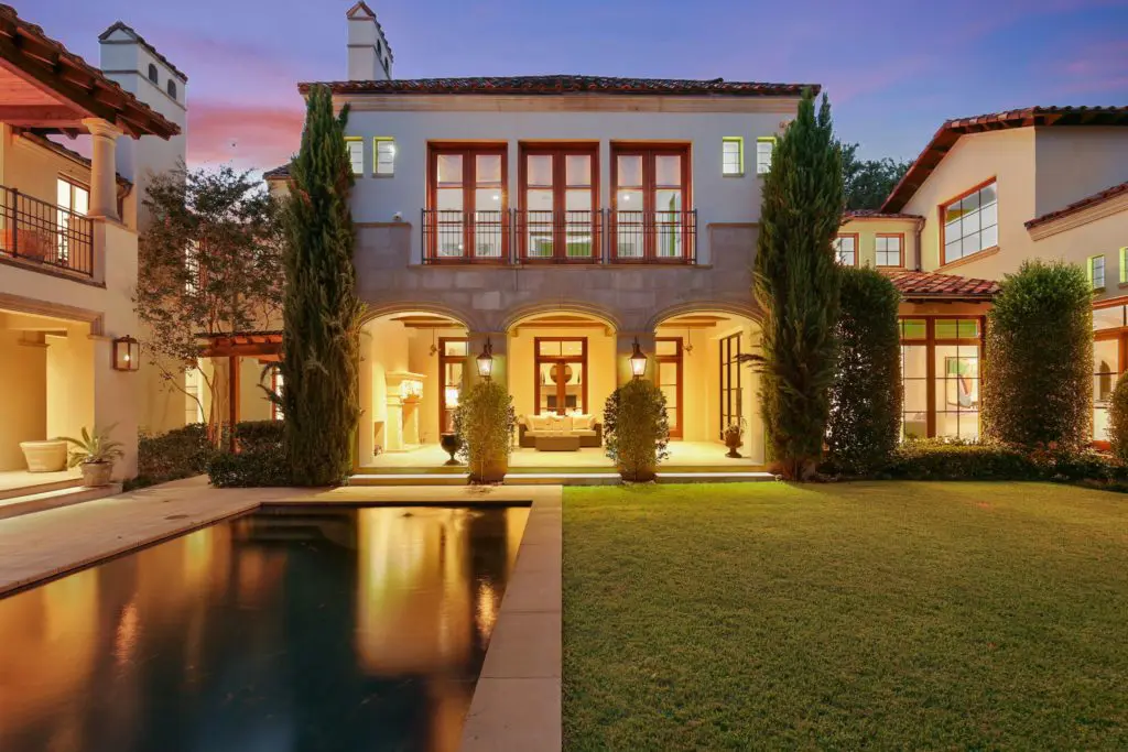 3601 Lexington is a true indoor and outdoor estate in the heart of Highland Park.