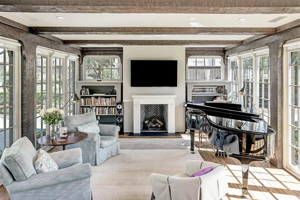 3229 Del Monte listed for $5.5 million with Dee Dee Guggenheim Howes of Compass