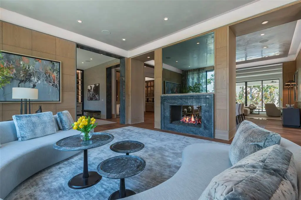 The Al Ross Luxury Home at 1059 Kirby Drive (HAR photo)
