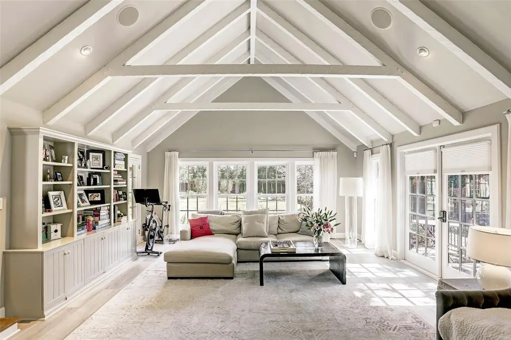 3229 Del Monte listed for $5.5 million with Dee Dee Guggenheim Howes of Compass