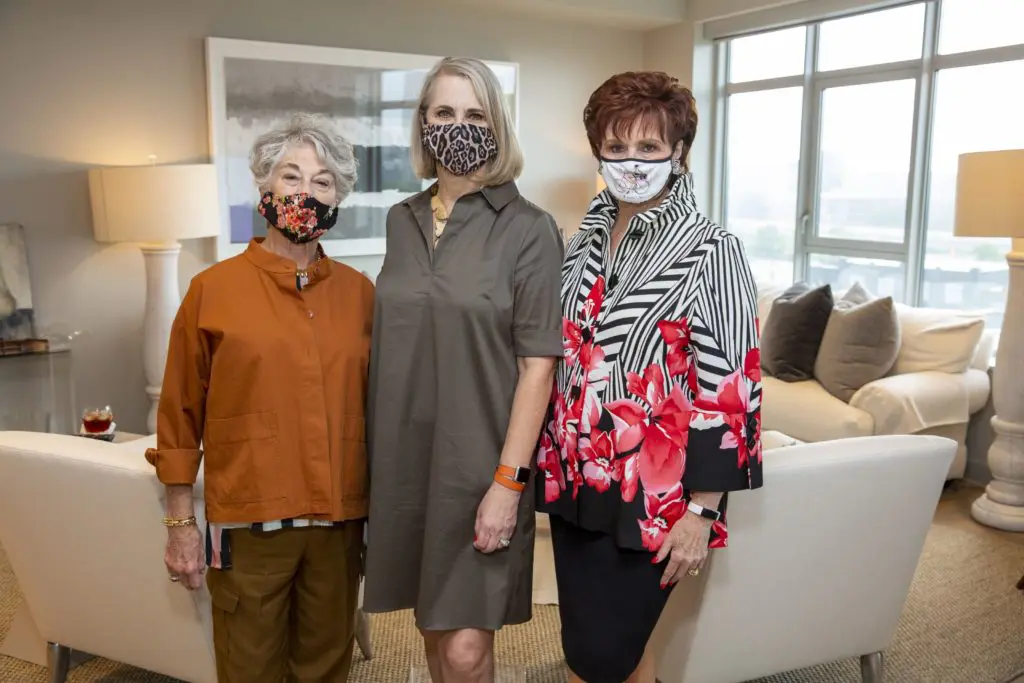Charlene Dwyer, Susan Hansen, Carol Sharpe at a private home for viewing of the 'Reflections on Style' fashion show and program. (Photo by Jenny Antill Clifton)