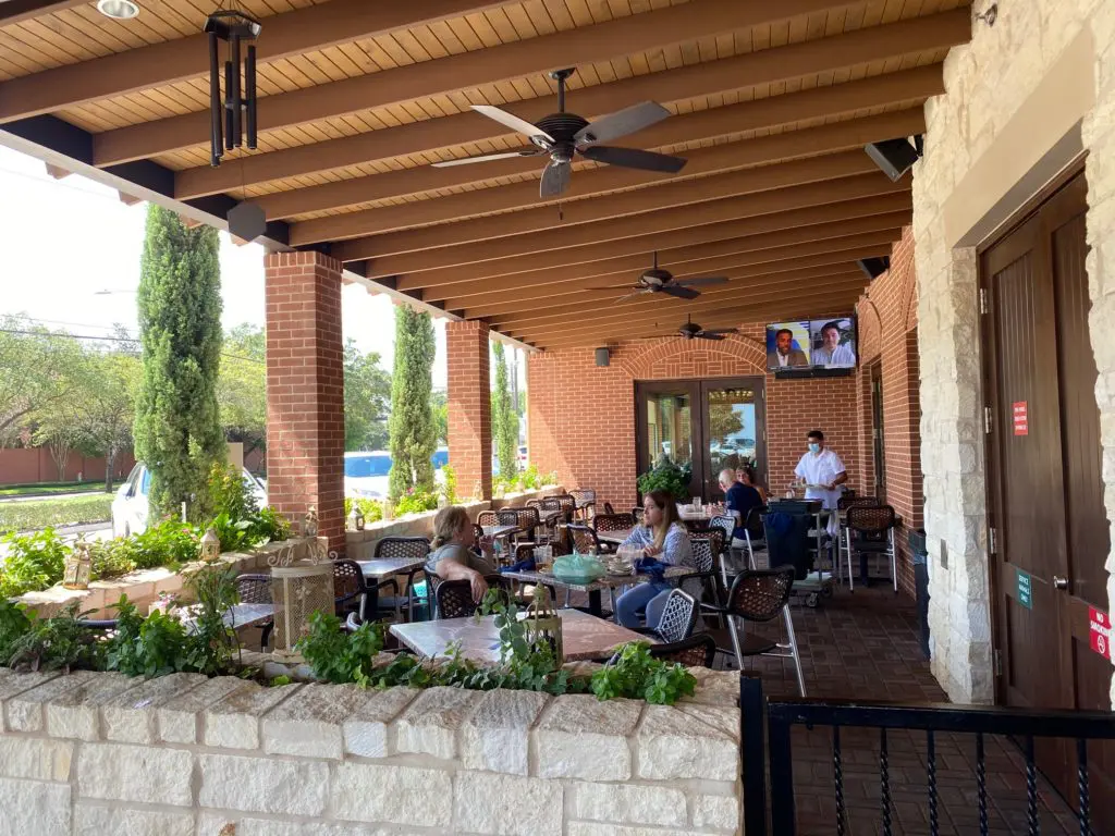 Cleburne Cafeteria's outdoor patio is a nice space.
