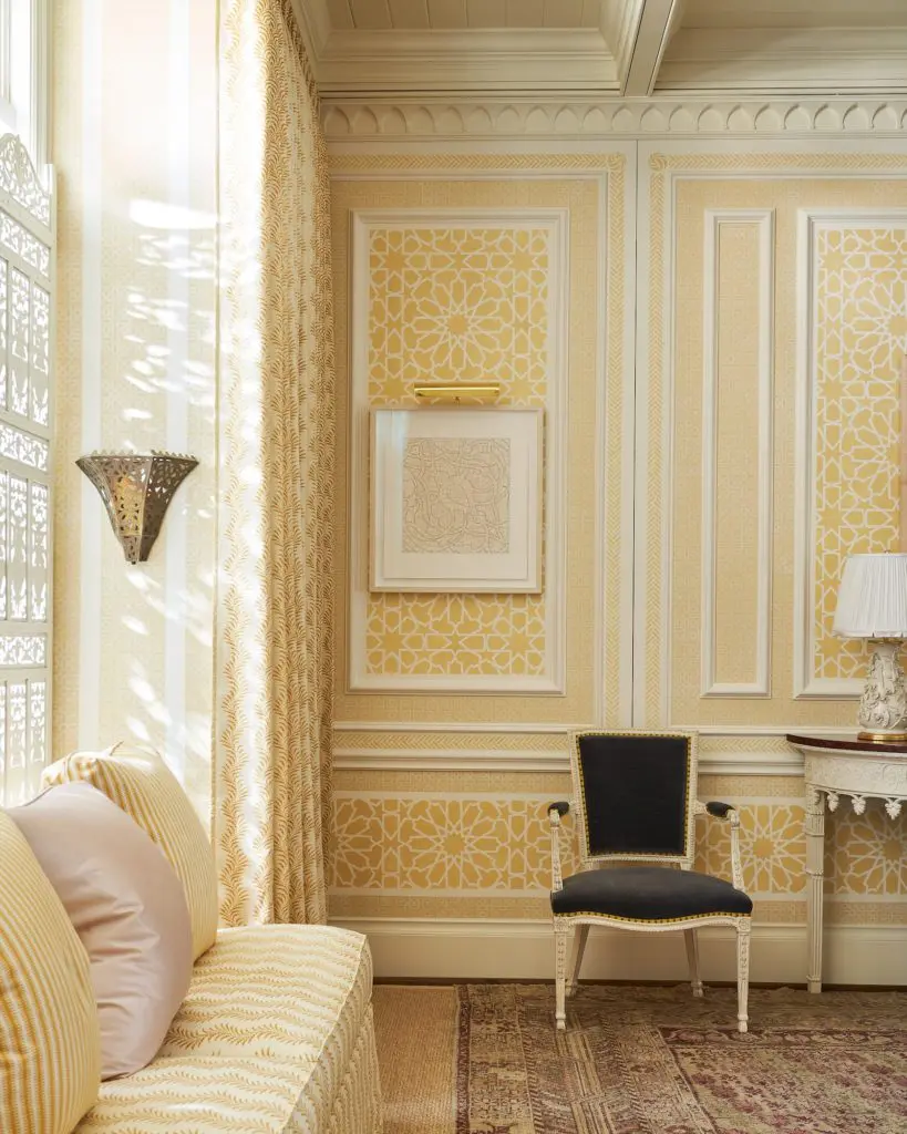 Dining room designed by Cathy Kincaid.
(Photo by Stephen Karlisch)
