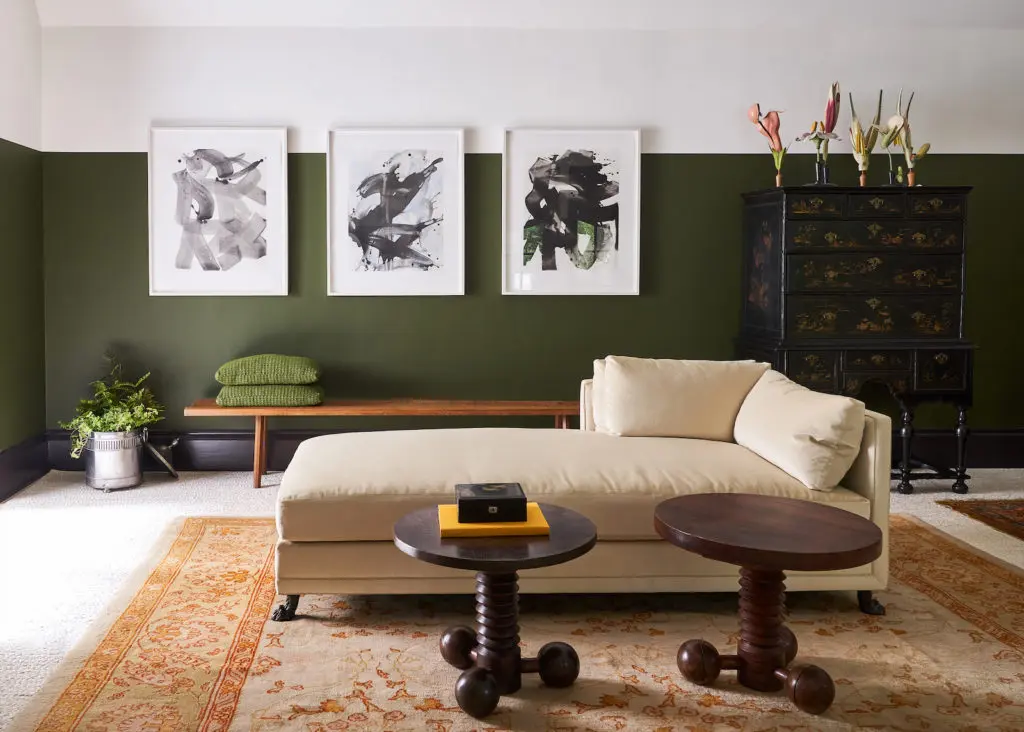 Family room designed by Viviano Viviano.  (Photo by Stephen Karlisch)