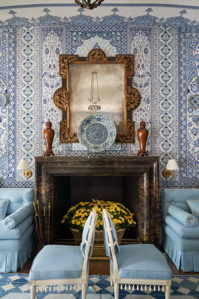 Living room designed by Mark D. Sikes Interiors. (Photo by Stephen Karlisch)