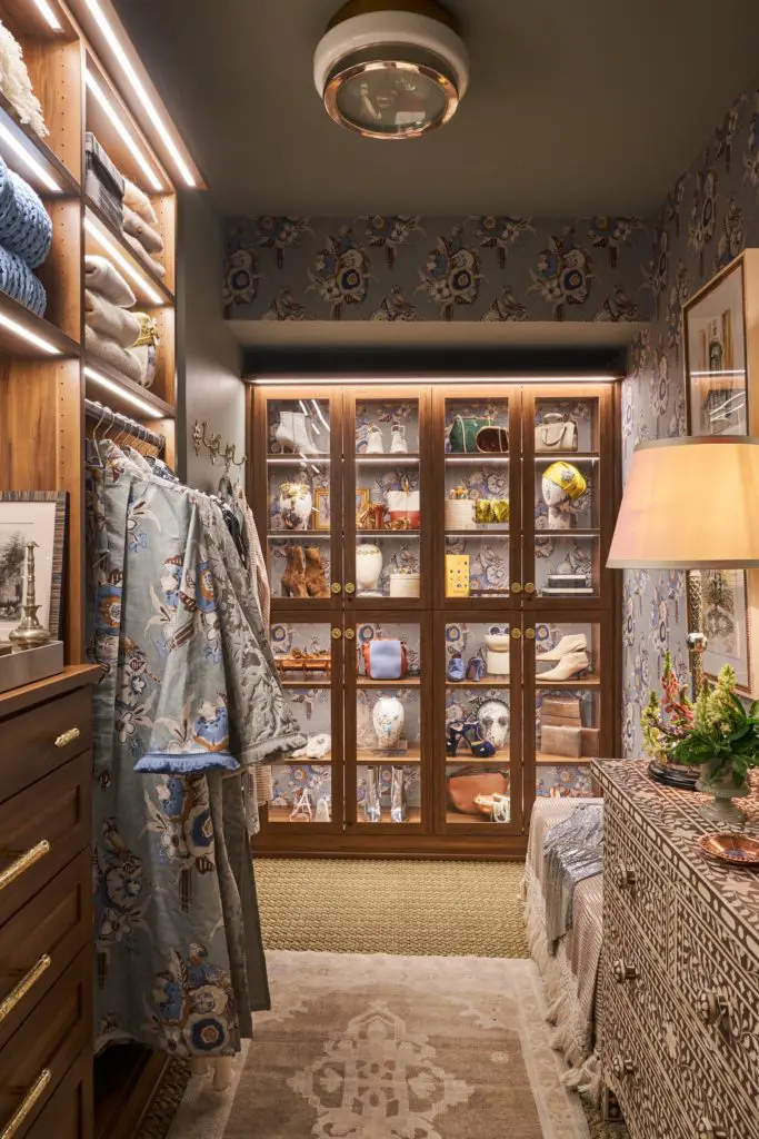Writer's lair designed by Michelle Nussbaumer. Laren closet by The Container Store. (Photo by Stephen Karlisch)
