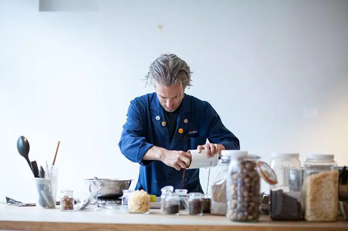 Learn from spice expert Lior Lev Sercarz at a virtual cooking class on Saturday.