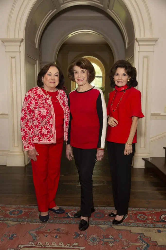 Rose Cullen, Jeanie Kilroy Wilson,   Linda McReynolds at a private home for viewing of the 'Reflections on Style' fashion show and program. (Photo by Jenny Antill Clifton)
