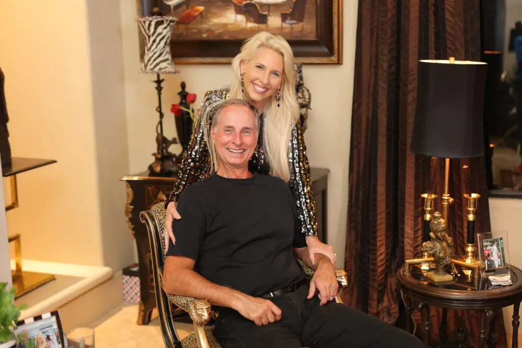 Tracy & Harry Faulkner join Houston PetSet's virtual fundraiser from home. (Photo by Quy Tran PhotographyHouston)