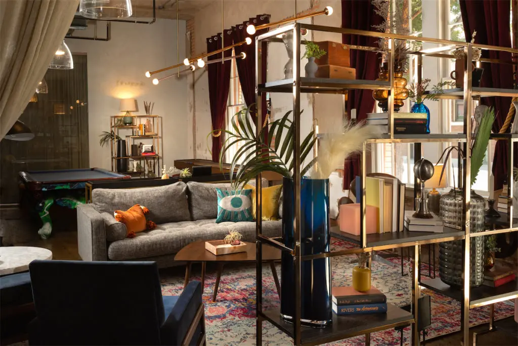 Canvas Hotel Dallas' Library Lounge now includes a pool table and shuffleboard. (Courtesy of Canvas)