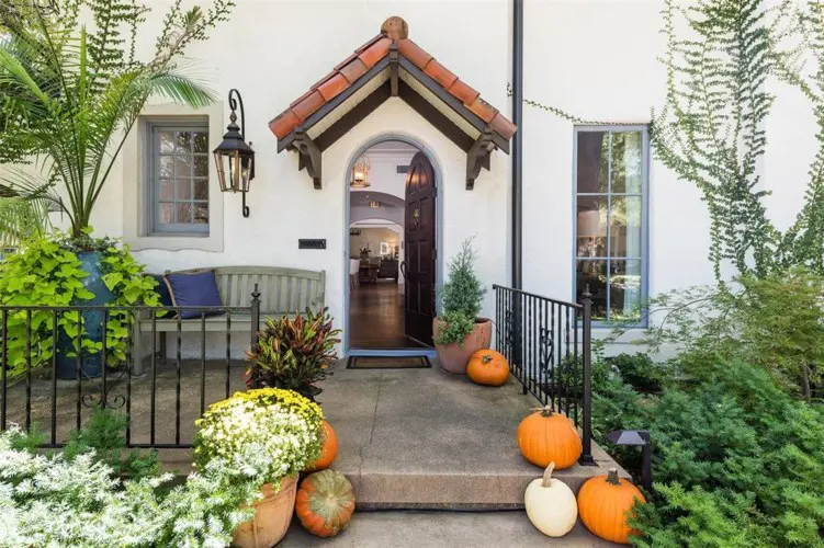 The property just hit the market, and is ready for fall. 