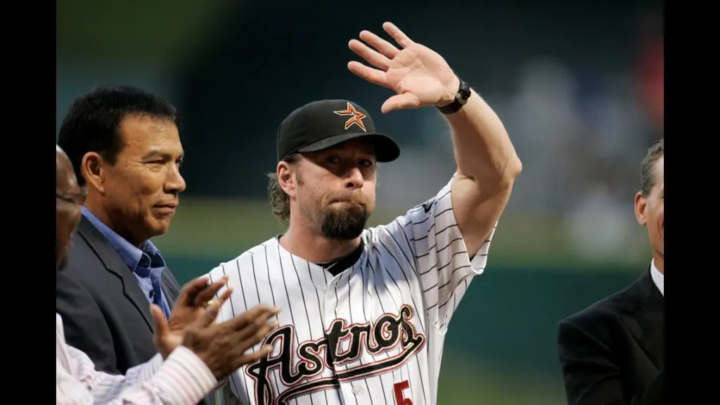 Jeff Bagwell Talks About Being an Alcoholic For the First Time — All-Time Astros Great Opens Up to Help Kids in Recovery