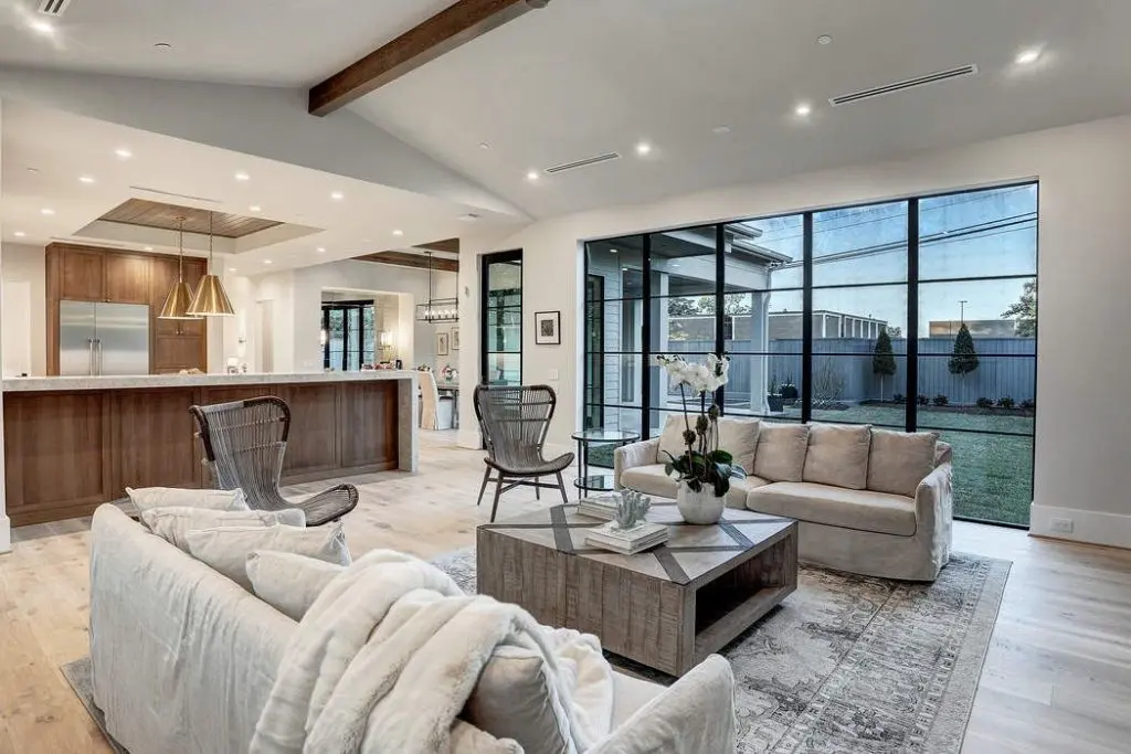 Martha Turner Sotheby's International Realty agent David B. Atkins staged this home in Spring Valley with furnishings from his warehouse.  (Photo by Shelby Hodge)