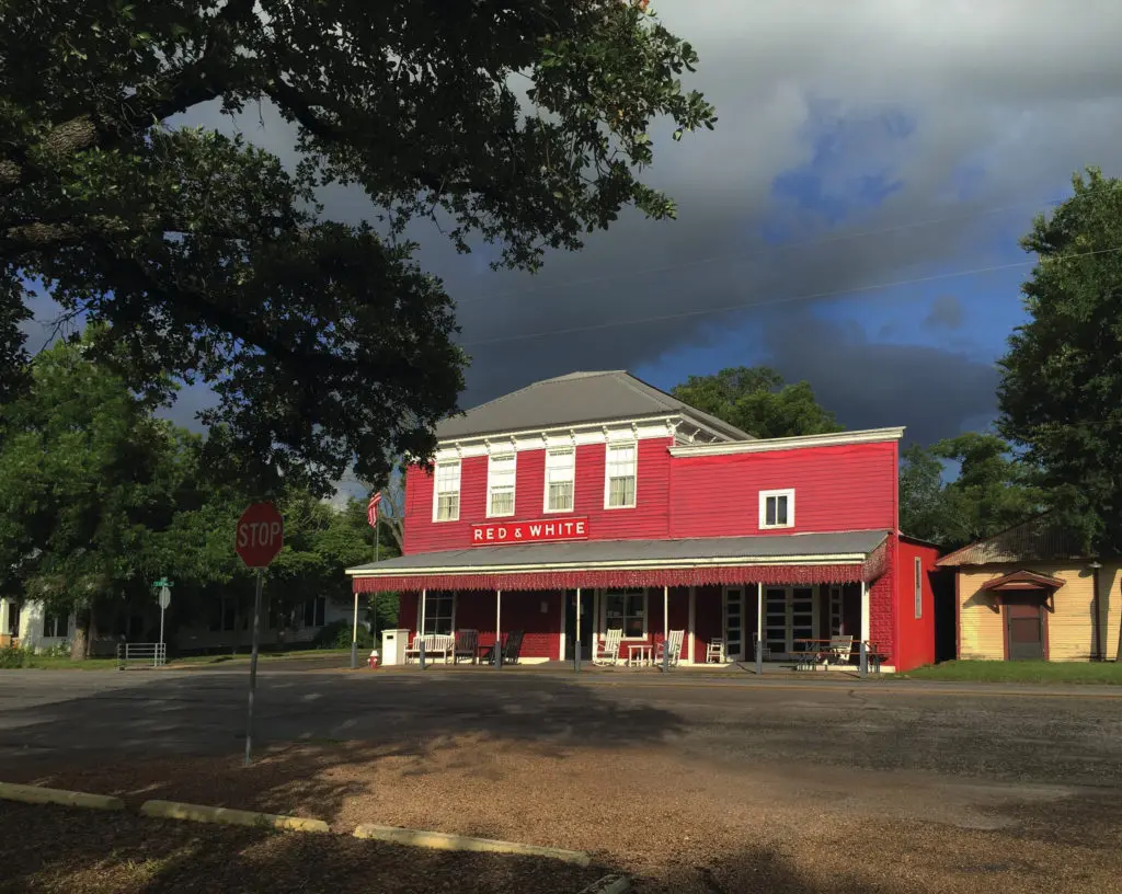 Red & White Gallery in nearby Fayetteville. 