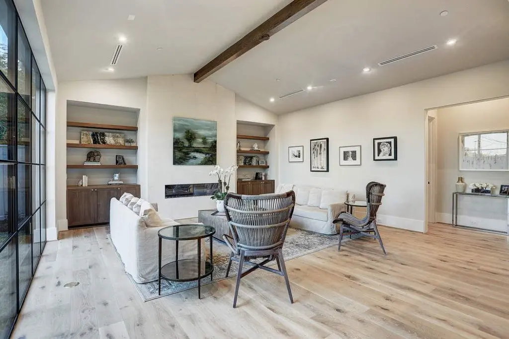 Martha Turner Sotheby's International Realty agent David B. Atkins staged this home in Spring Valley with furnishings from is warehouse.  (Photo by Shelby Hodge)