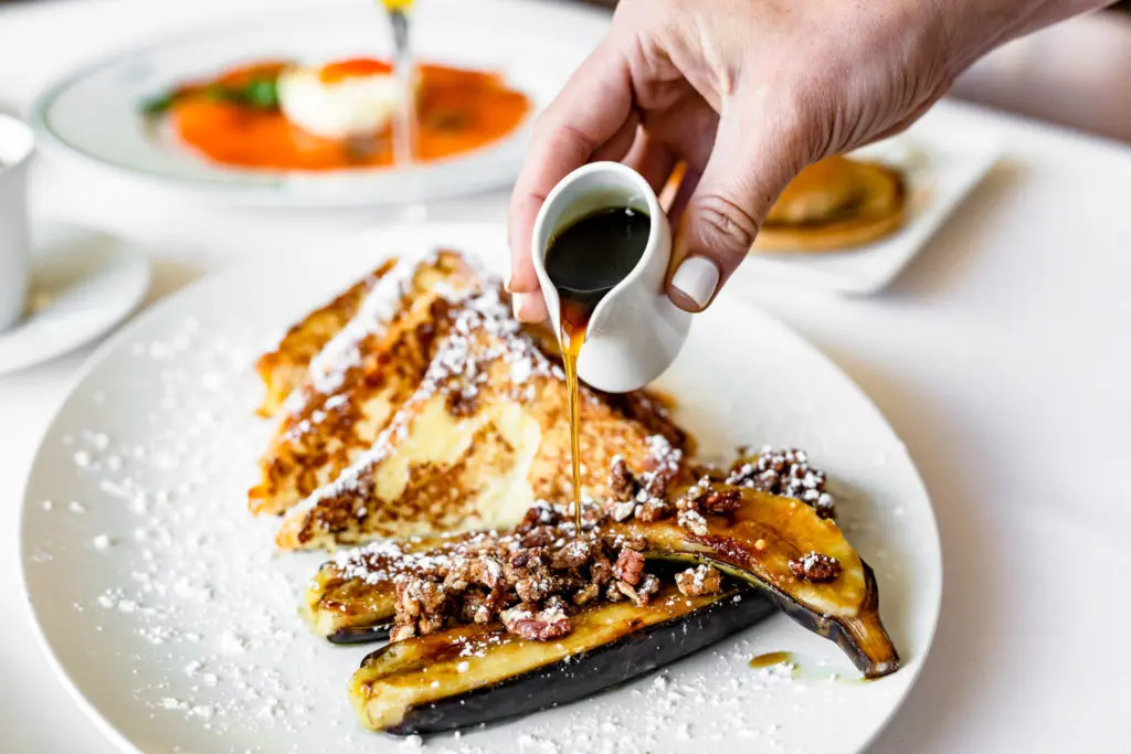 The Annie's French toast a favorite of the weekend brunch crowd. (Photo by Kirsten Gilliam)