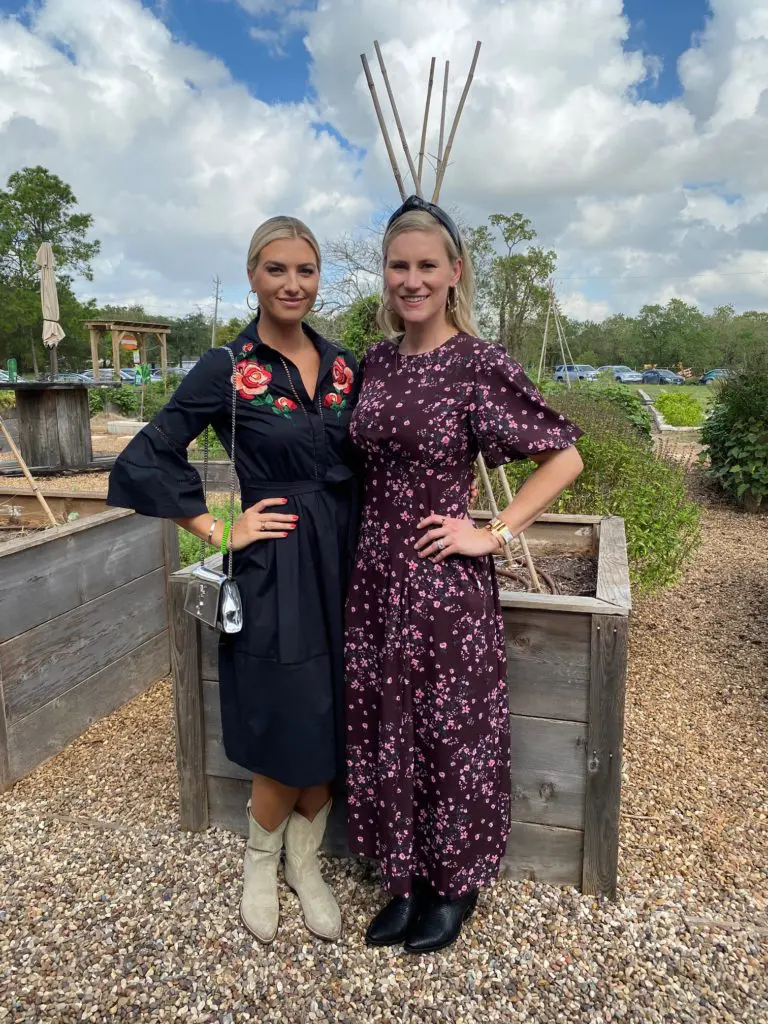 Ashton Garrison and Virginia McFarland at Hope Farm's Fashion in the Fields outing benefiting Recipe for Success. (Photo by Shelby Hodge)